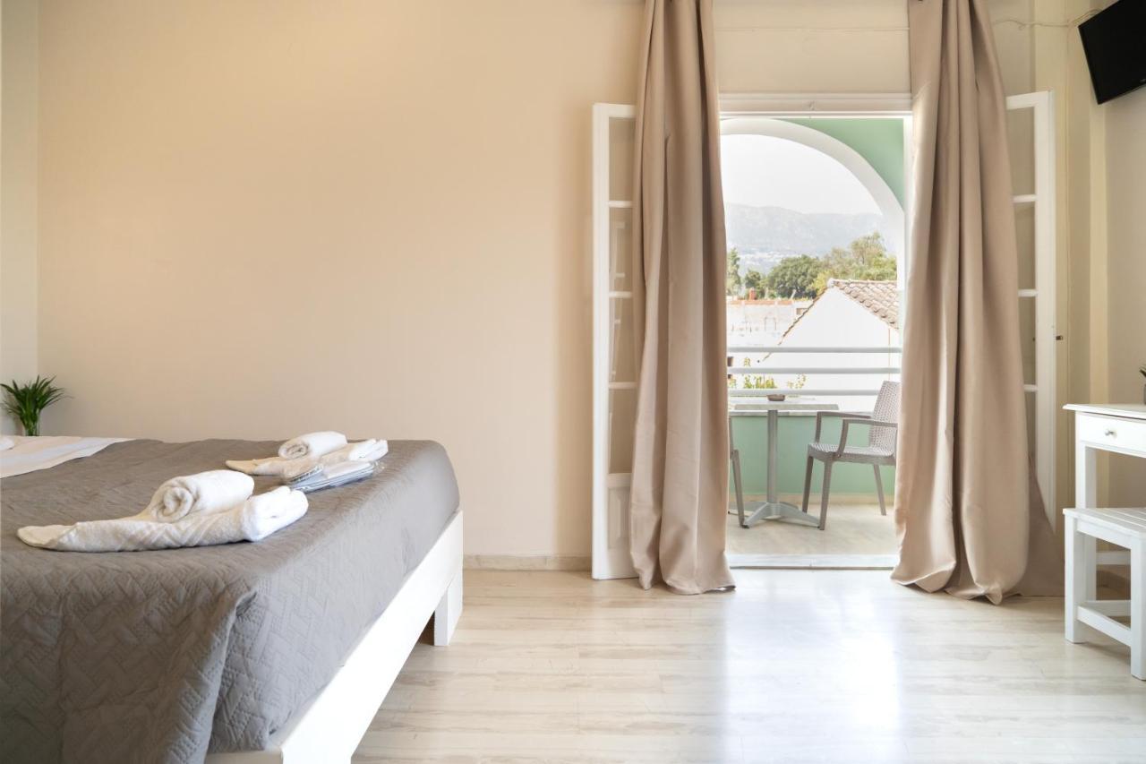 Spiros Athinaios Apartment'S Дассия Экстерьер фото